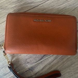Michael kors wallet